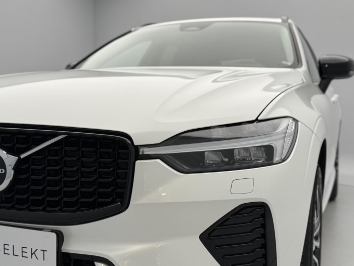 Volvo XC60 B4 AWD DARK PLUS REZERVACE