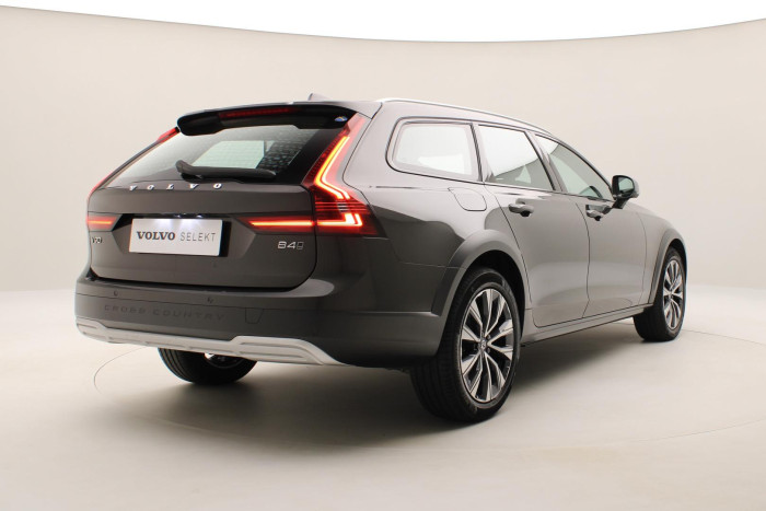 Volvo V90 CC B4 AWD PLUS AUT REZERVACE