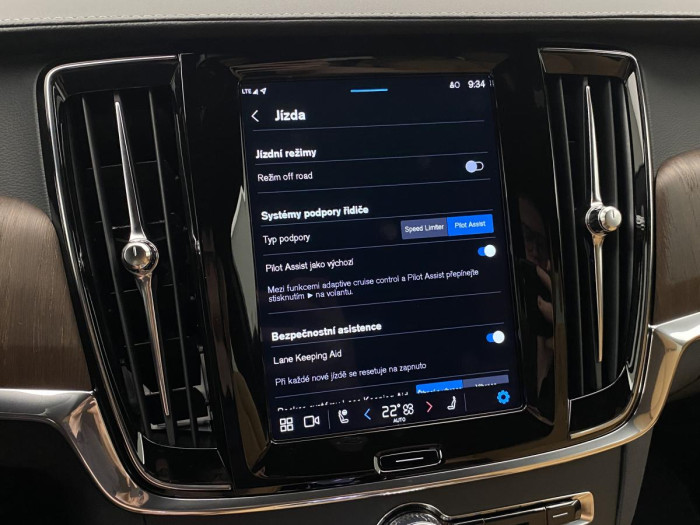 Volvo V90 B4 AWD AUT CROSS COUNTRY PLUS 2.0 Plus