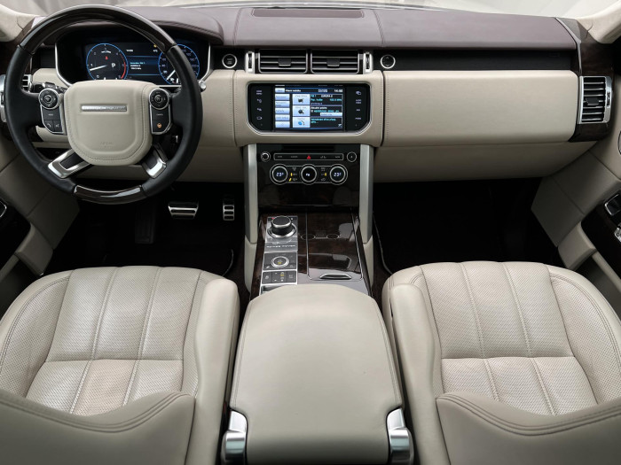 Land Rover Range Rover 4.4 SDV8 AUTOBIOGRAPHY AWD AUT