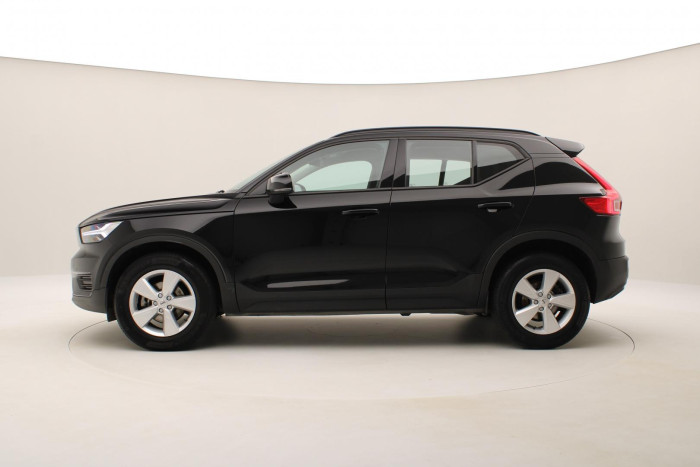 Volvo XC40 T2 MOMENTUM AUT CZ 1.maj 1.5 Momentum