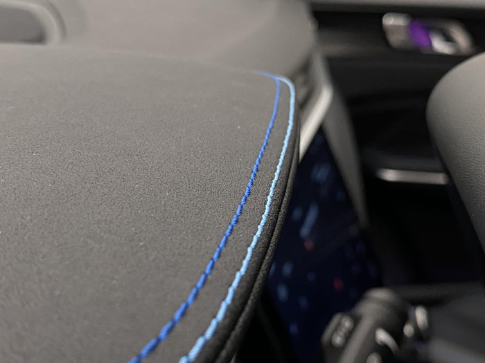 Lynk & Co 01 PHEV DCT AUT 1.maj