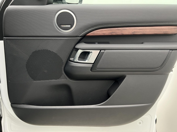 Land Rover Discovery D250 DYNAMIC SE AWD AUT CZ 3.0 d Dynamic SE