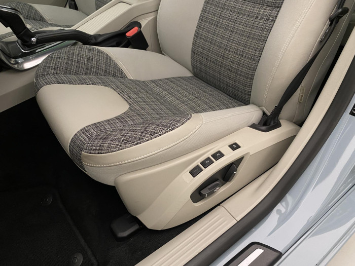 Volvo V40 D3 MOMENTUM AUT 2.0 d Momentum