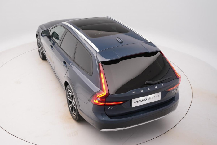 Volvo V90 CC B5 AWD ULTIMATE 1.maj. 2.0 CC CC