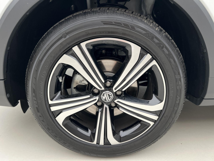 MG ZS 1.5 ESSENTIAL PLUS CZ 1.maj.