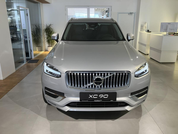 Volvo XC90 B5 AWD AUT BRIGHT PLUS 7-míst