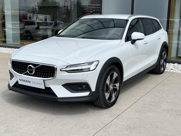 Volvo V60 CROSS COUNTRY B4 AWD Aut 1.maj