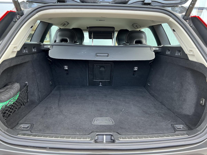 Volvo V60 B4 MOMENTUM Aut 1.maj. 2.0 Momentum