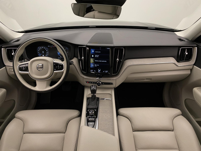 Volvo XC60 D4 AWD INSCRIPTION AUT CZ 2.0 d