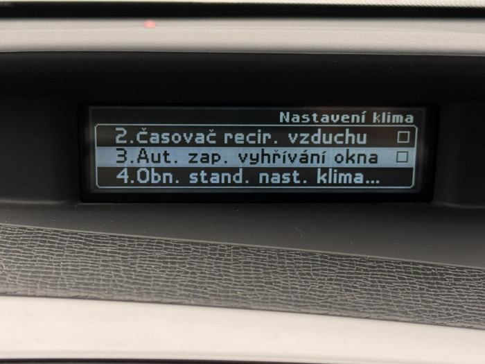 Volvo XC60 D5 AWD MOMENTUM AUT CZ 2.4 d Momentum