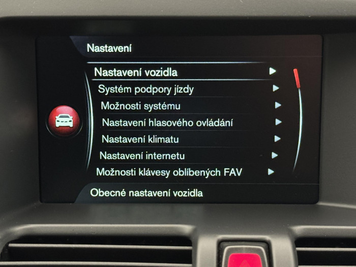 Volvo XC60 D4 AWD SUMMUM AUT REZERVACE 2.4 d Summum