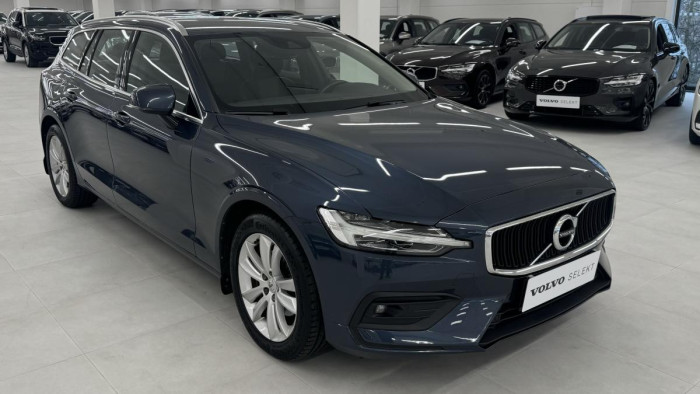 Volvo V60 B4 MOMENTUM ADVANCED REZERVACE 2.0 Momentum