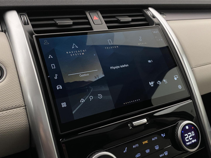 Land Rover Discovery D350 DYNAMIC SE AWD REZERVACE 3.0 d Dynamic SE