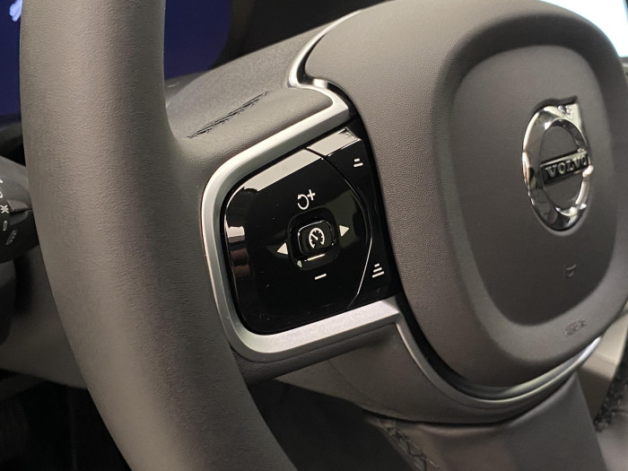 Volvo V60 B4 AUT DARK PLUS