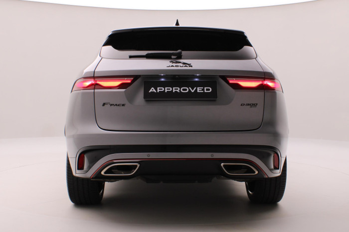 Jaguar F-Pace D300 S R-DYNAMIC AWD REZERVACE 3.0 d Dynamic