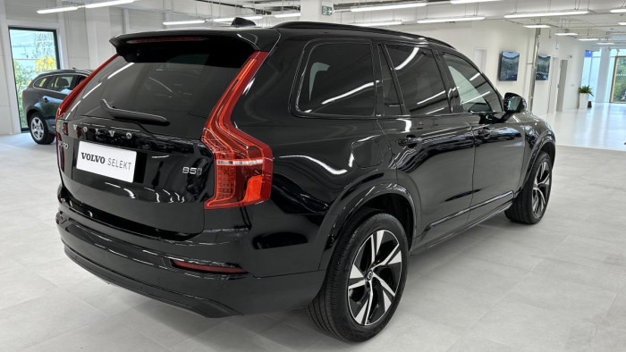 Volvo XC90 B5 AWD R-DESIGN AUT REZERVACE