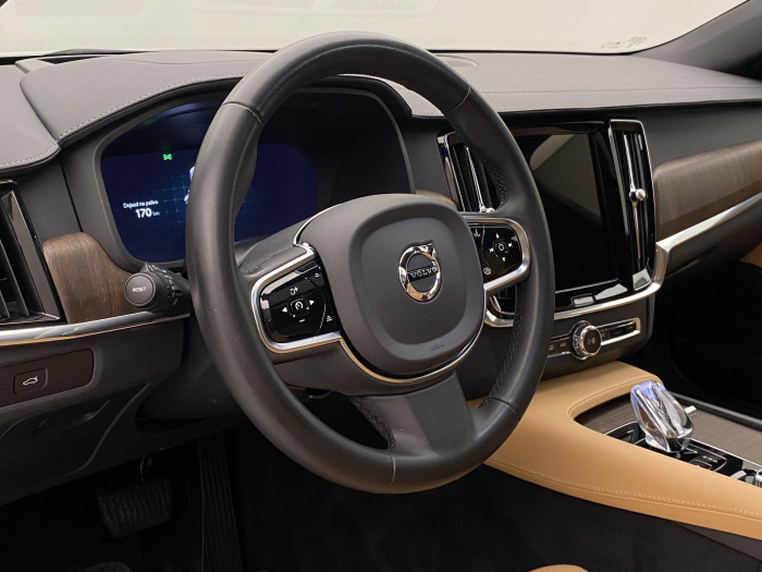 Volvo V90 CC B4 AWD ULTIMATE AUT CZ 2.0 CC CC