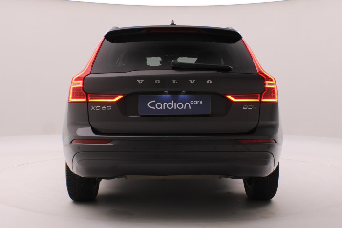 Volvo XC60 B5 AWD MOMENTUM AUT 2.0 Momentum