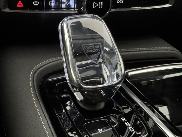 Volvo S60 T8 AWD RECHARGE ULTIMATE DARK