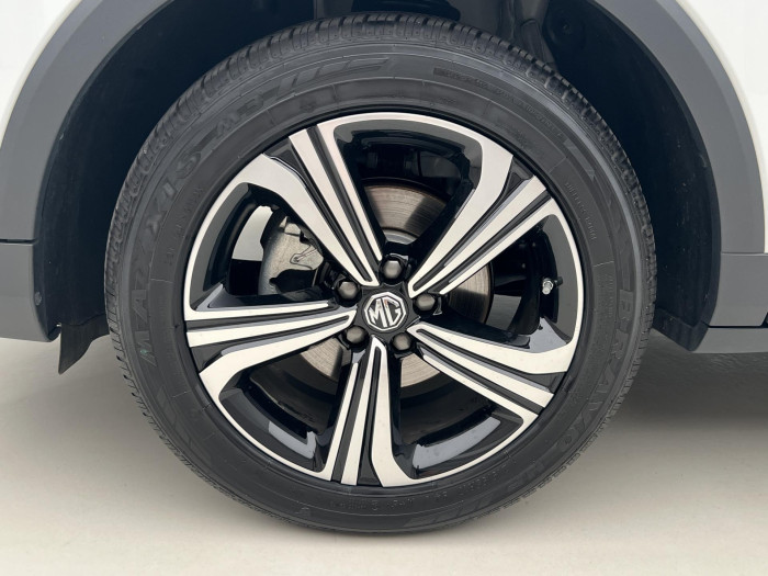 MG ZS 1.5 ESSENTIAL PLUS CZ 1.maj.
