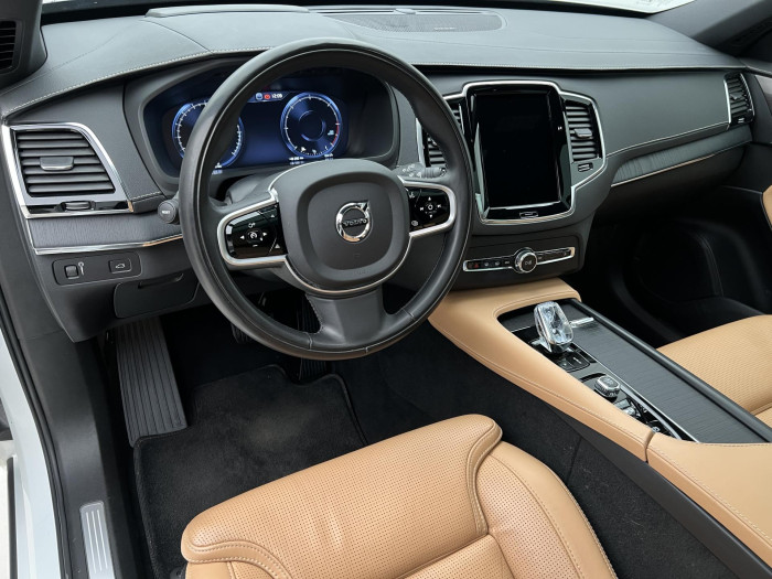 Volvo XC90 B5 AWD INSCRIPTION 7MÍST CZ