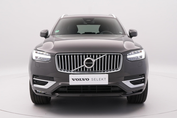 Volvo XC90 B5 AWD ULTIMATE REZERVACE