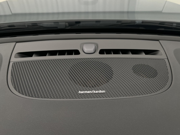 Volvo C40 RECHARGE TWIN MOTOR 1.maj.