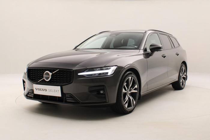 Volvo V60 B4 PLUS DARK AUT 1.maj