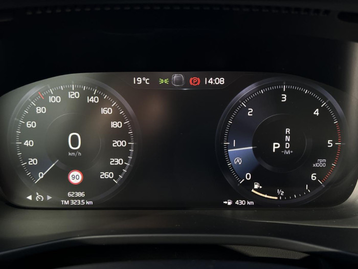 Volvo XC40 D3 AWD MOMENTUM Aut 1.maj. 2.0 d Momentum