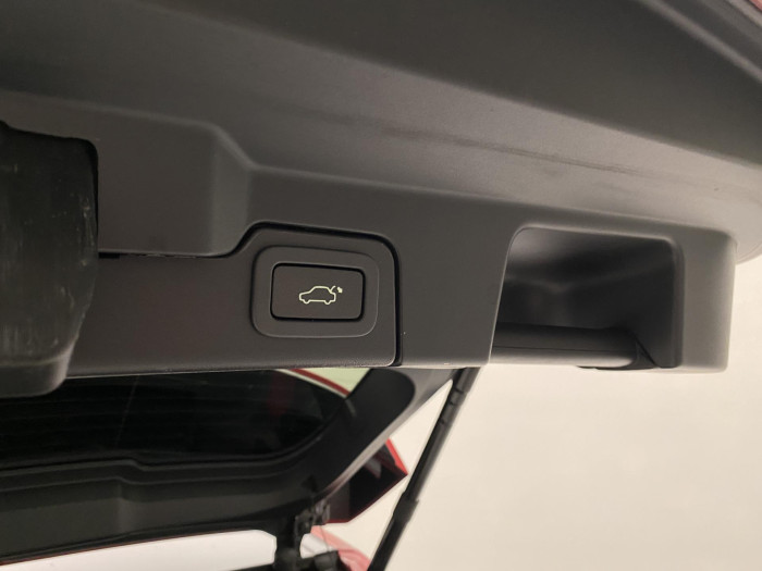 Land Rover Range Rover Evoque 2.0 TD4 DYNAMIC REZERVACE 2.0 TD Dynamic