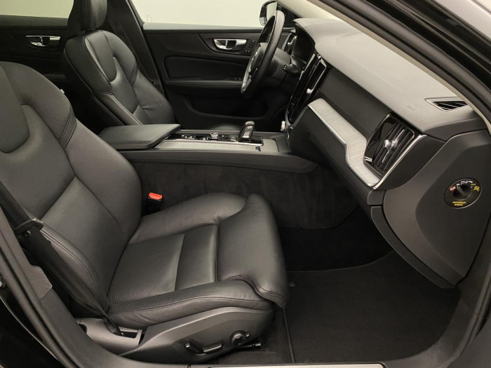 Volvo V60 CC B4 AWD ADVANCED REZERVACE 2.0 CC CC
