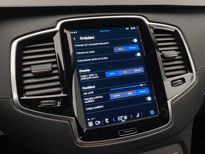 Volvo XC90 B6 AWD BRIGHT PLUS REZERVACE