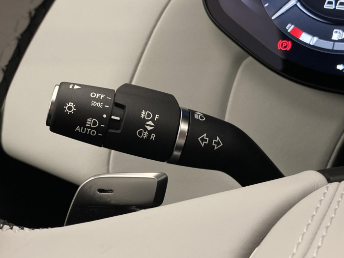 Land Rover Range Rover Sport D250 DYNAMIC SE AWD AUT 3.0 d Dynamic SE