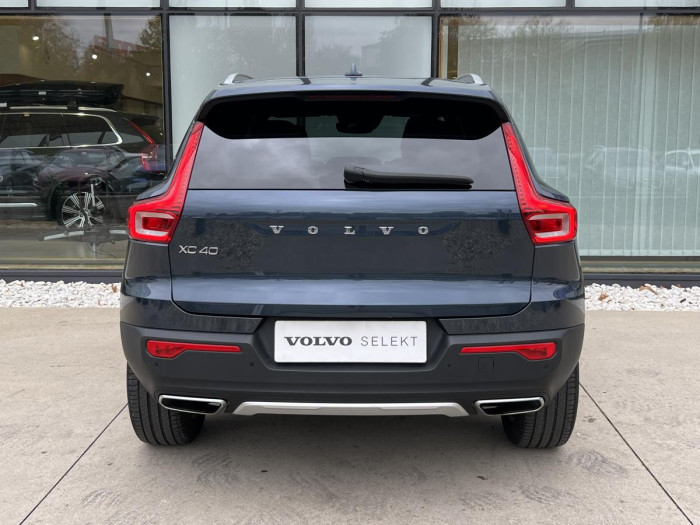 Volvo XC40 D3 INSCRIPTION 1.maj REZERVACE 2.0 d