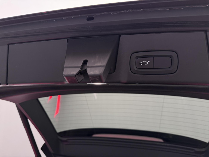 Volvo V90 CC D5 AWD PRO CZ REZERVACE 2.0 d CC CC