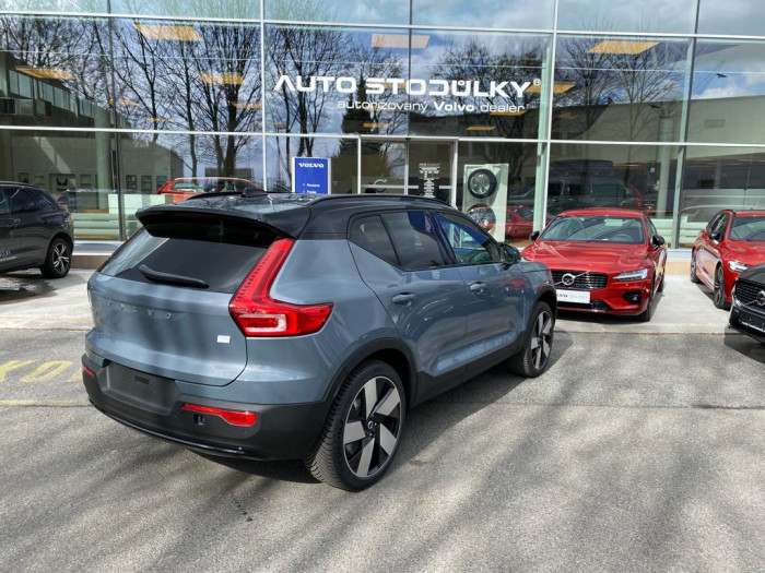 Volvo XC40 PURE ELECTRIC RECHARGE AUT AWD