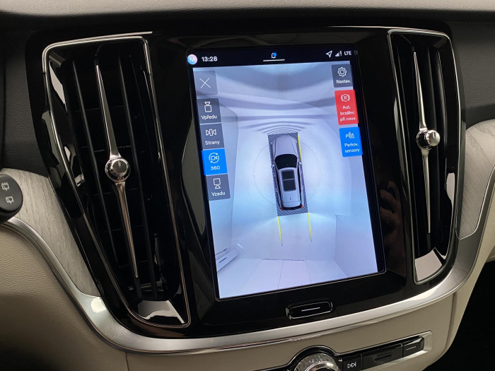 Volvo V60 B4 AUT BRIGHT PLUS