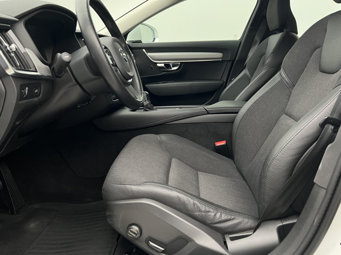 Volvo S90 T4 MOMENTUM AUT 2.0 Momentum