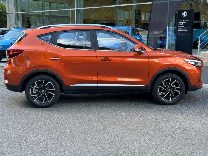 MG ZS EXCLUSIVE AUT. SKLADEM 1.0 Exclusive