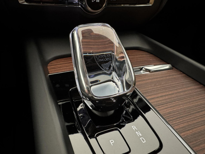 Volvo V60 CC B5 AWD ULTIMATE REZERVACE 2.0 CC CC