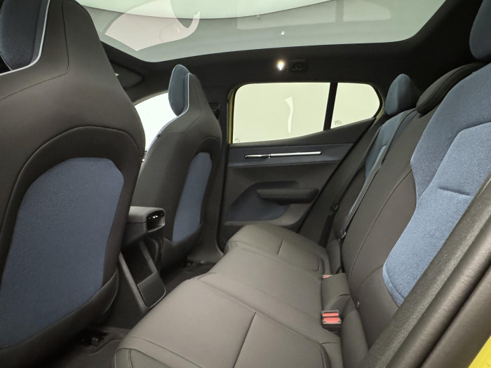 Volvo EX30 PURE ELECTRIC AWD TWIN ULTRA