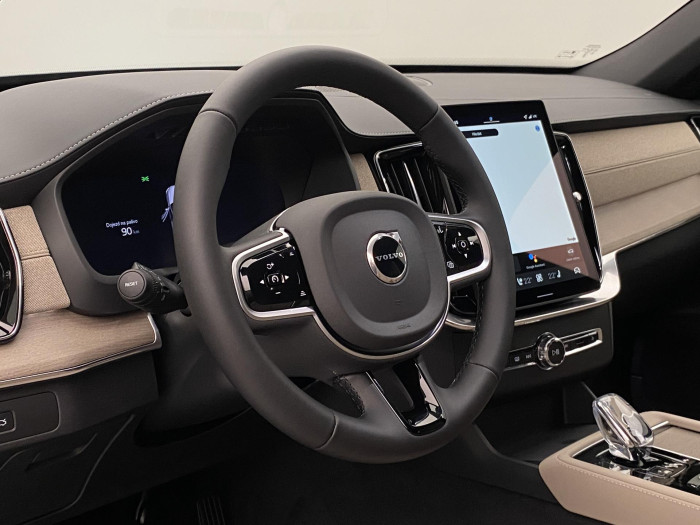 Volvo XC90 B5 AWD AUT BRIGHT PLUS 7míst