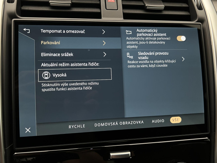 Land Rover Discovery D250 DYNAMIC SE AWD Aut 3.0 d Dynamic SE