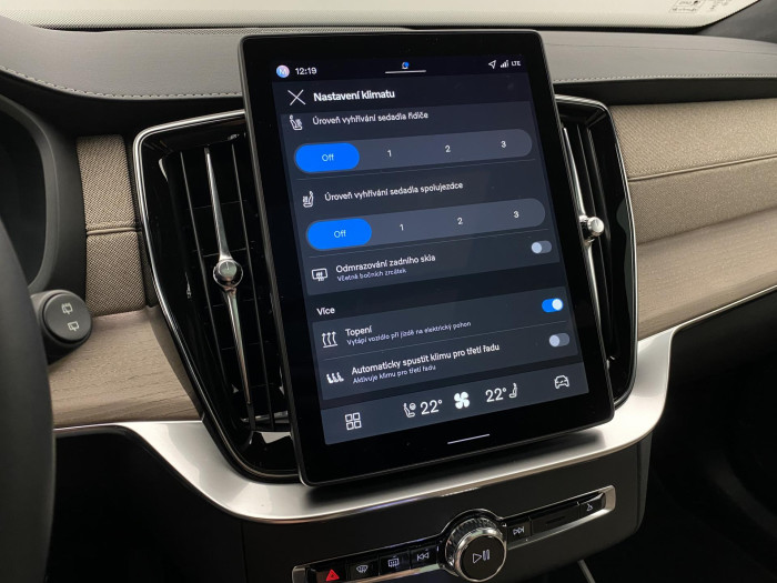 Volvo XC90 T8 AWD RECHARGE DARK ULTRA 7