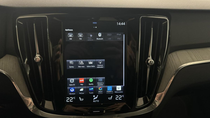 Volvo V60 D4 INSCRIPTION AUT REZERVACE 2.0 d