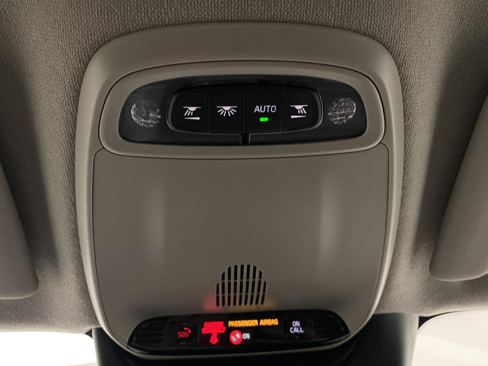 Volvo XC40 T4 MOMENTUM AUT CZ 2.0 Momentum