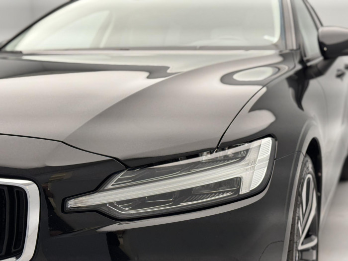 Volvo V60 T4 MOMENTUM AUT CZ 1.maj 2.0 Momentum