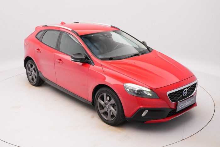 Volvo V40 CC D4 SUMMUM AUT REZERVACE 2.0 d CC CC Summum