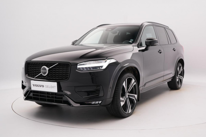 Volvo XC90 B5 AWD ULTIMATE DARK AUT 1.maj